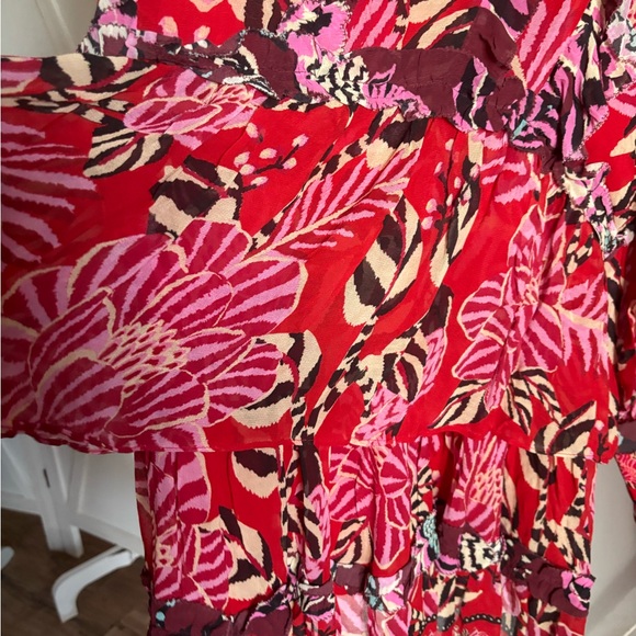 FARM Rio Red Floral-Patterned Ruffle Dress - Picture 5 of 8